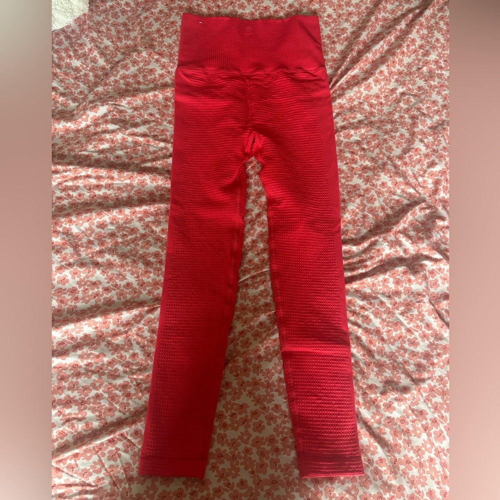 All In Motion Red Leggings - Picture 4 of 5